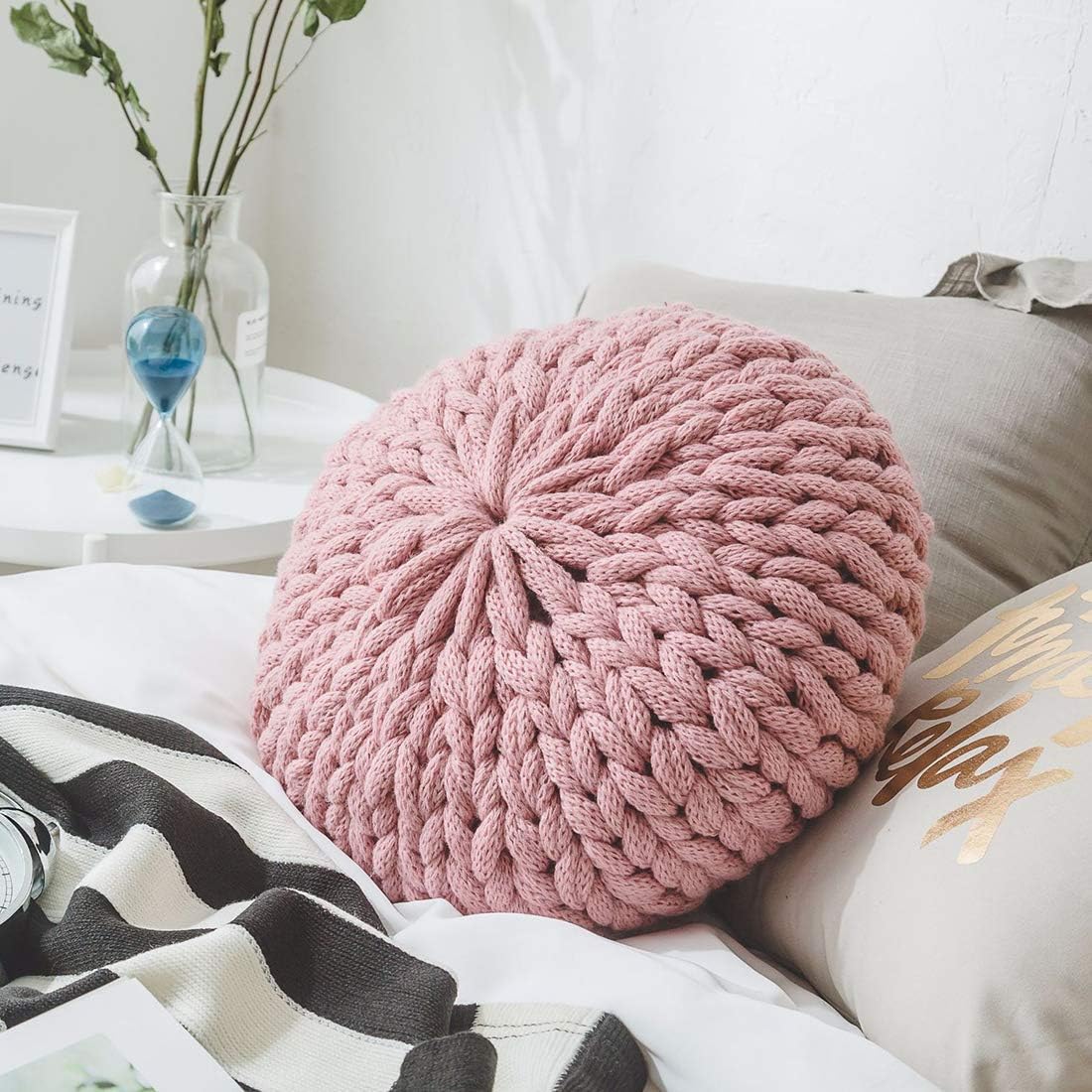 vctops Chunky Knit Round Shaped Throw Pillows with Insert Super Soft Cozy Decorative Handmade Cushions (White, Diameter 16")