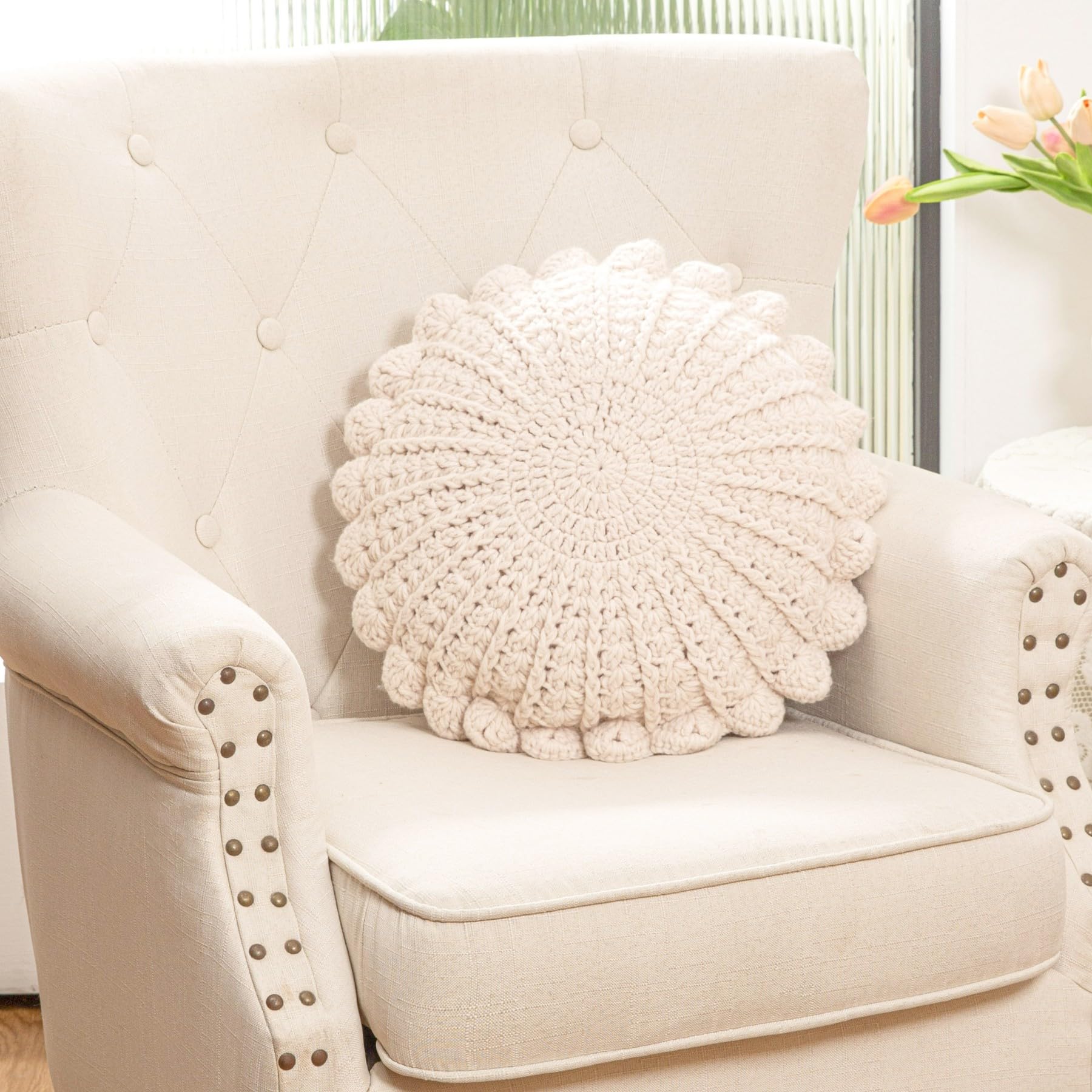 Knitted Throw Pillow Round Couch Pillow Handmade Decorative Plush Pillow Cute Cushion (Pink, 18inch)